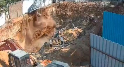 Mueren 3 trabajadores tras deslave en plena construcción, así fue el momento exacto | VIDEO FUERTE