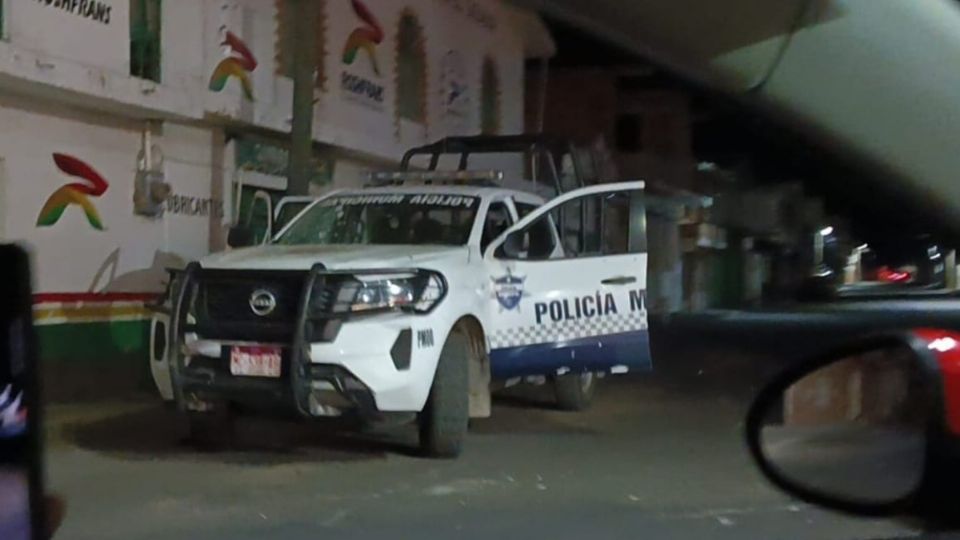 Los policías se dirigían a atender un reporte.