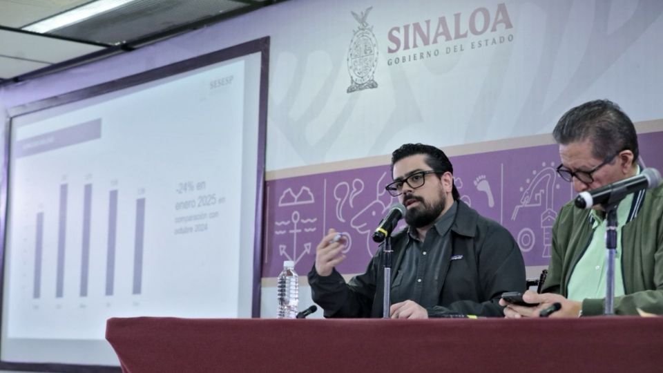 El secretario Ejecutivo del Sistema Estatal de Seguridad Pública (SESESP), Ricardo Jenny del Rincón, en conferencia de prensa