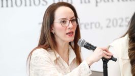 Foto que representa a Gabriela Cuevas, representante de México en la FIFA para el Mundial 2026, promueve el evento en el Senado