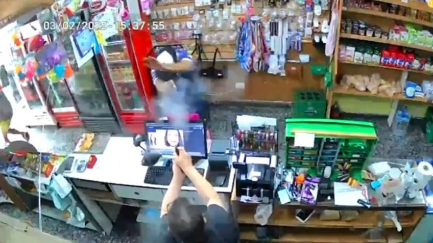 Matan a comerciante que intentó defenderse de un asalto con gas pimienta | VIDEO FUERTE