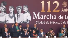 Foto que representa a Ariadna Montiel destaca presencia femenina en el 112 Aniversario de la Marcha de la Lealtad