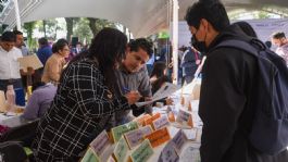 Foto que representa a Ofrecen chamba en el sector salud con sueldo de hasta 90,000 mensuales en horario de 8 a 5; REQUISITOS