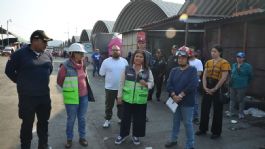 Foto que representa a Brugada visita zona de incendio en la CEDA; anuncia apoyos para afectados