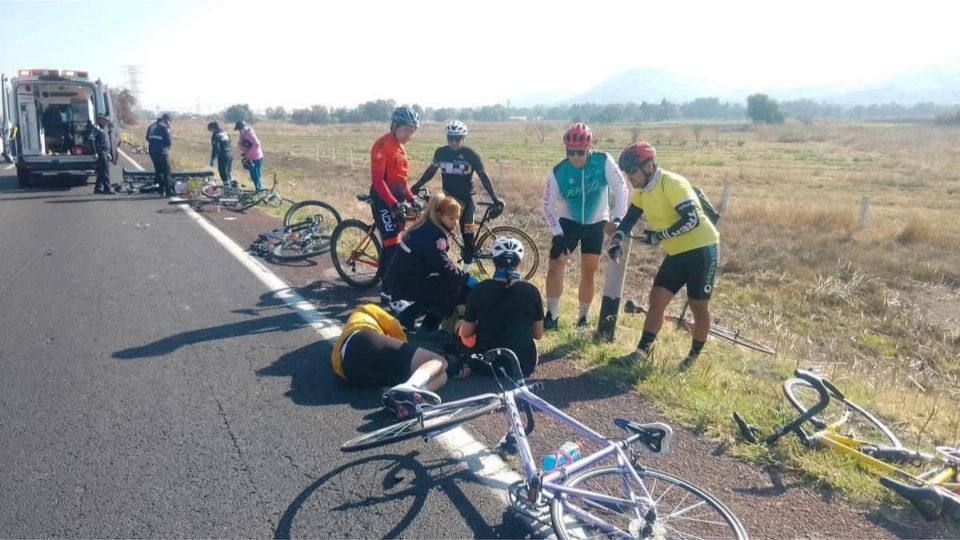 Uno de los ciclistas atropellados falleció en el lugar.