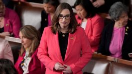 Foto que representa a Republicanos exhiben transfobia en Congreso y se justifican: "es la política del gobierno de EU"