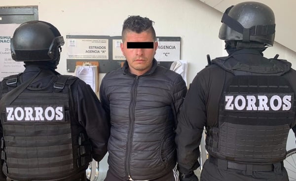 Los hombres fueron detenidos en posesión de marihuana. FOTO: @SSP_CDMX